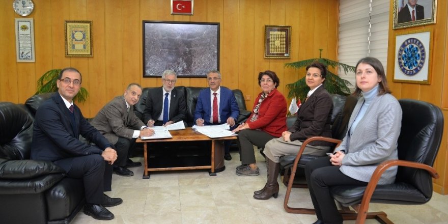 Uludağ Üniversitesi’ni seçen öğrenciler bursa doyacak