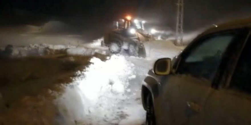 UMKE ve 112 ekiplerinin karla mücadelesi