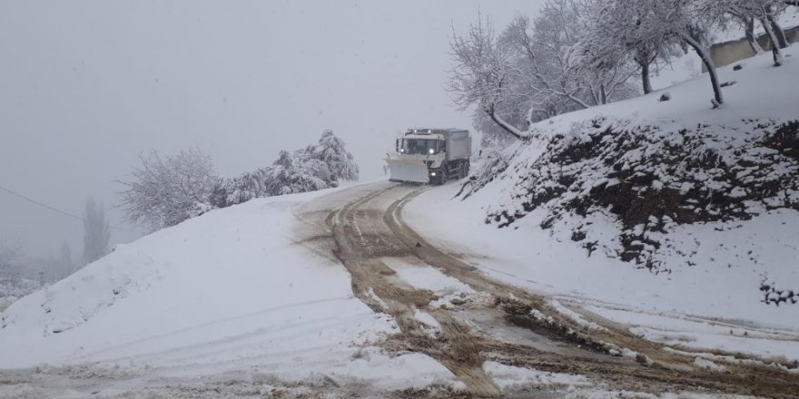 İzmir’in karla mücadelesinde ilk gün raporu