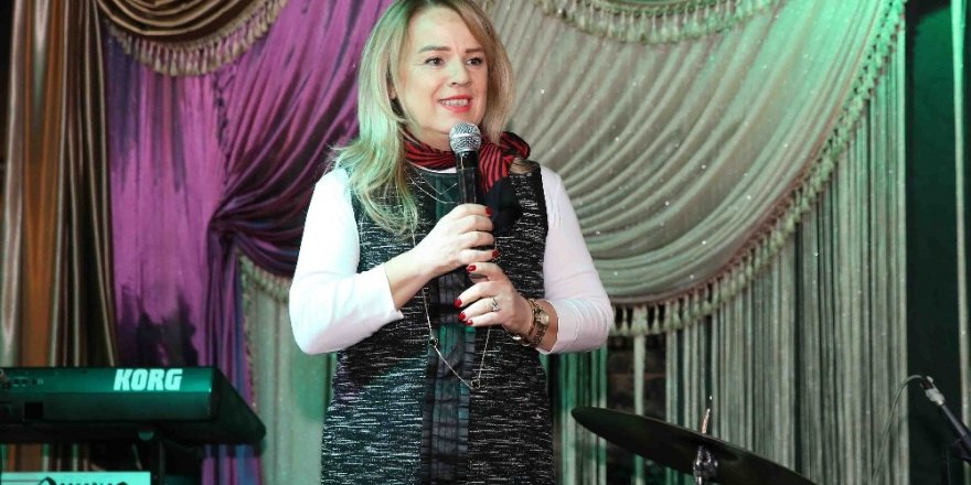 "Bir Çocuk Bin Gülüş" projesine bir destekte kadınlardan