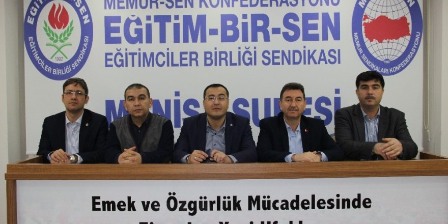 Kadınlar öğretmen, erkekler idareci