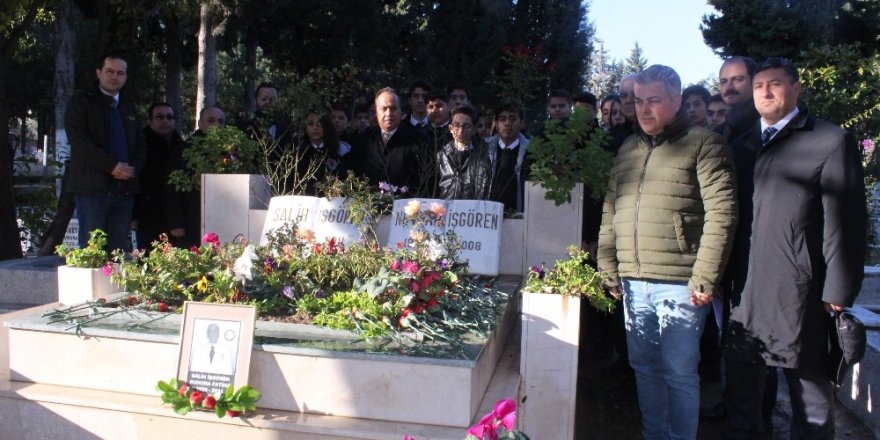 Hayırsever Salih İşgören’e kabri başında anma