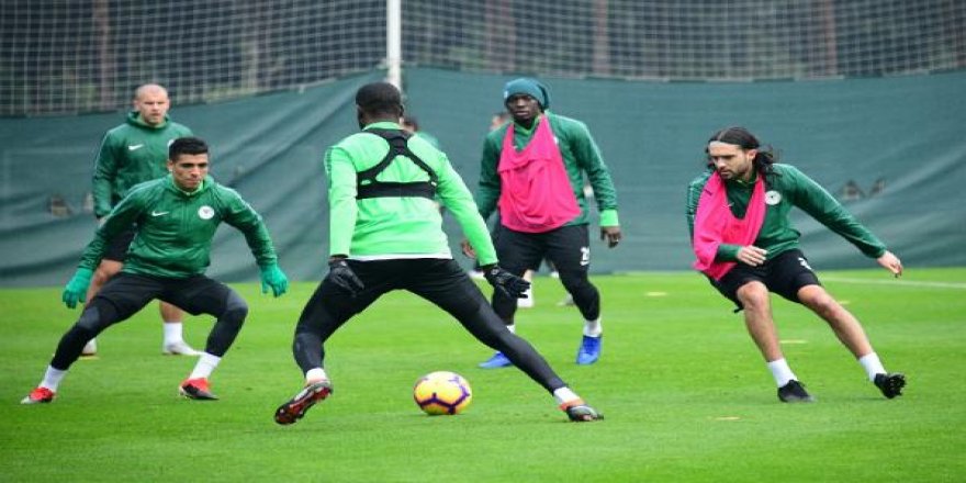 Atiker Konyaspor şut ve gol çalıştı