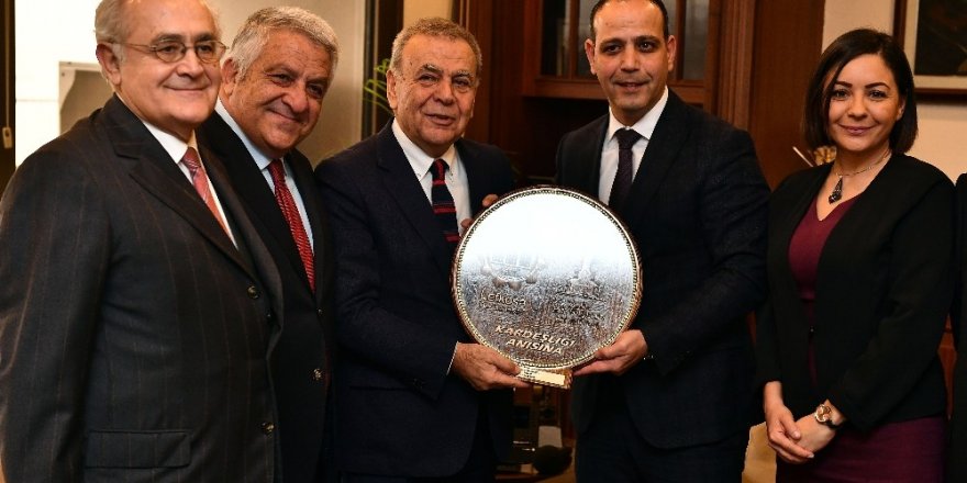 İzmir’e yeni kardeş: Lefkoşa