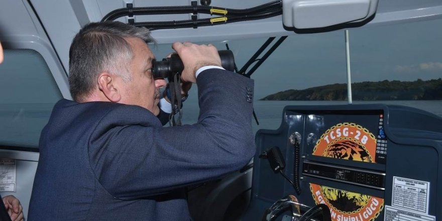 Vali, sahil güvenlik devriyesine katıldı