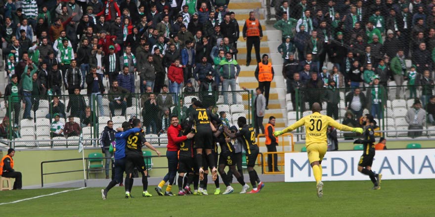 Konyaspor hatalı taçtan gol yedi