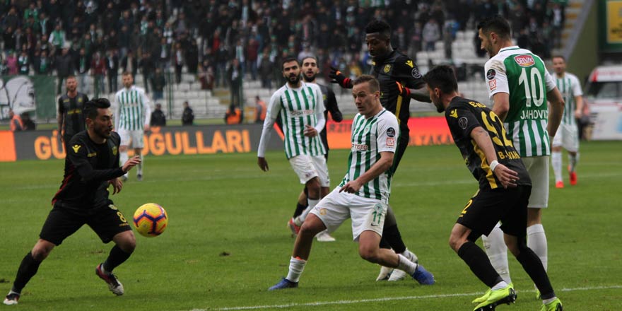 Konyaspor’da üçlü orta gol yedirdi