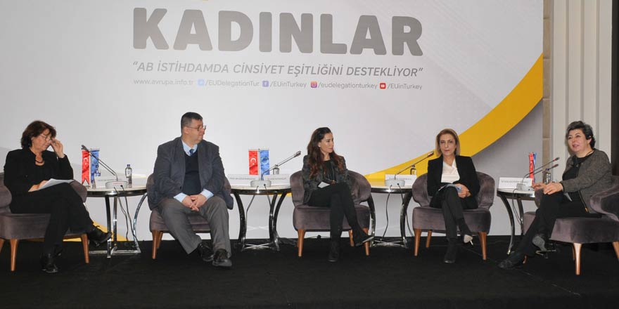KSO'dan en fazla kadın istihdam eden sanayicilere plaket