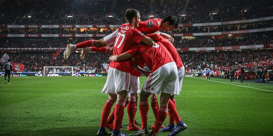 Benfica'dan 10 gollü galibiyet
