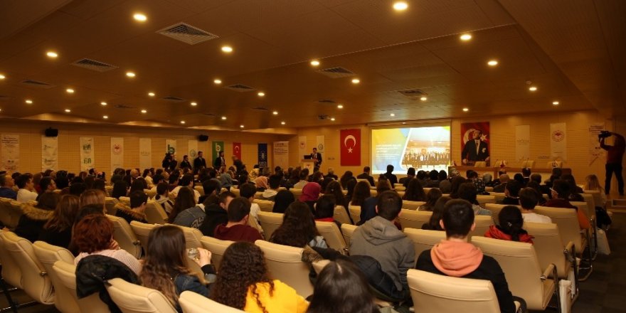 Başkan Aktaş’tan gençlere altın öğütler