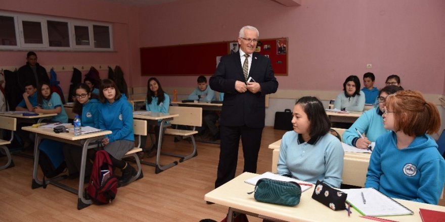 Oğuz: “Temel eğitim kurumlarında ‘tasarım-beceri, atölyeleri’ kurulacak”