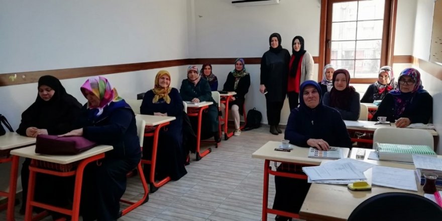 Başiskele’de okuma-yazma bilmeyen kalmıyor