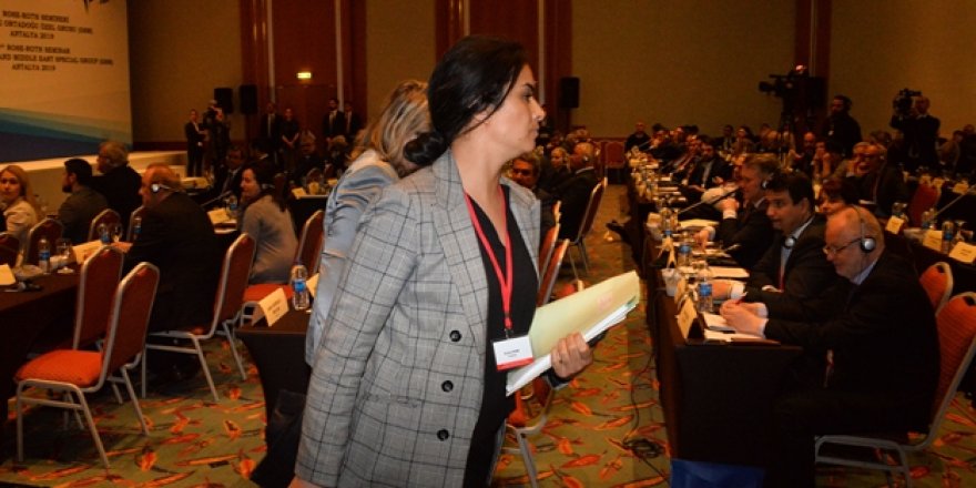 Hazımsız Sonia yediği ayarı unutamadı! Yine nefret kustu