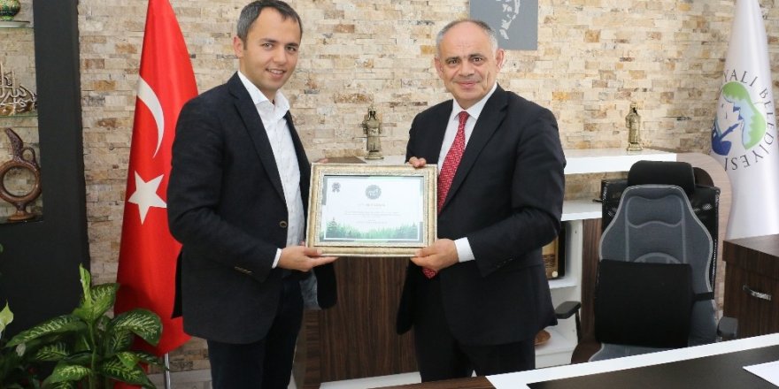 AK Parti Kayseri İl Gençlik Kollarından Başkan Öztürk’e ziyaret
