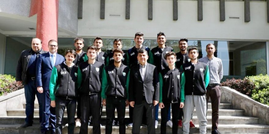 Dev adamlardan Fadıloğlu’na teşekkür ziyareti