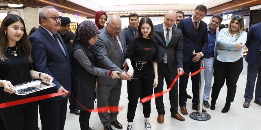 Kozlu Anadolu Lisesi 67 Burda AVM’de resim sergisi açtı