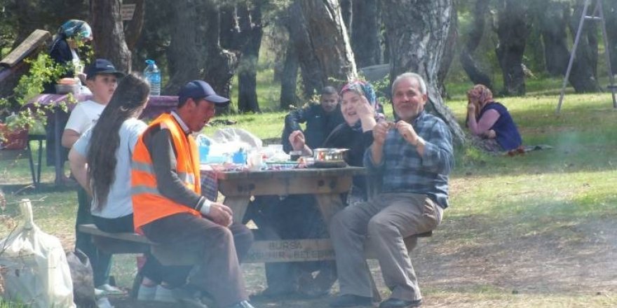 Küçükelmalı Tabiat Parkı’na ziyaretçi akını