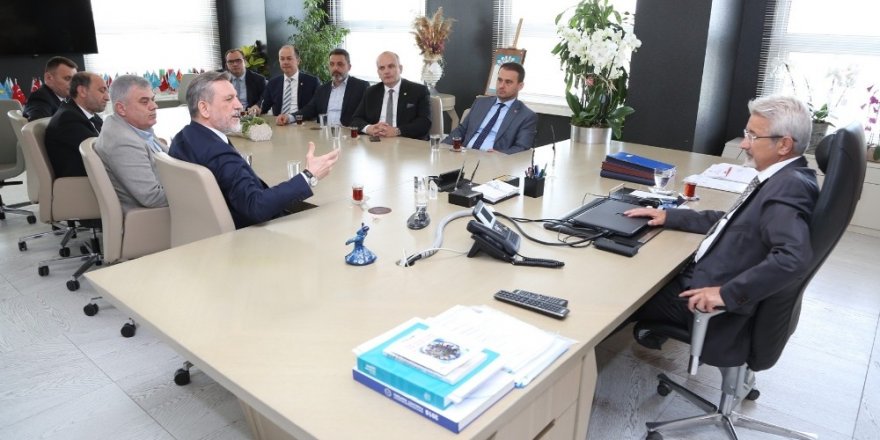 BTSO yönetiminden Başkan Erdem’e hayırlı olsun ziyareti