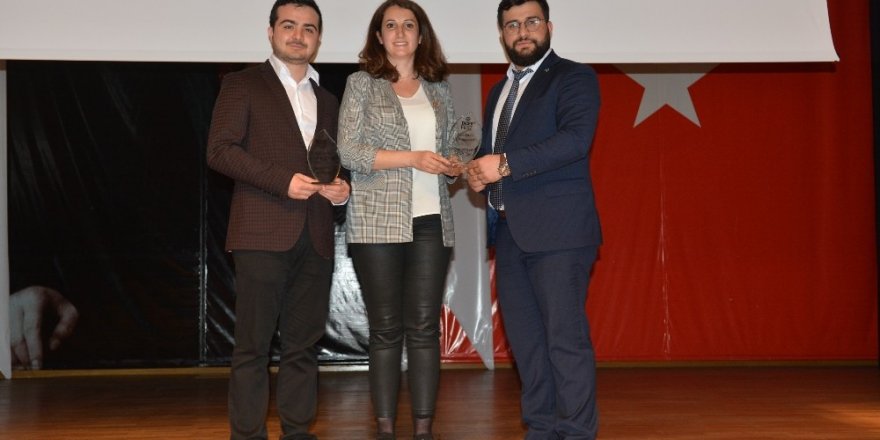 Yılın enleri ödüllerini aldı