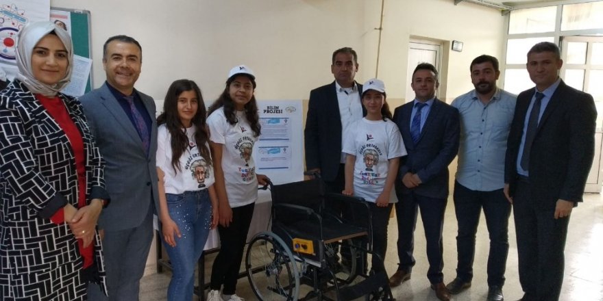 Besni’de yükselen tekerlekli sandalye projesi