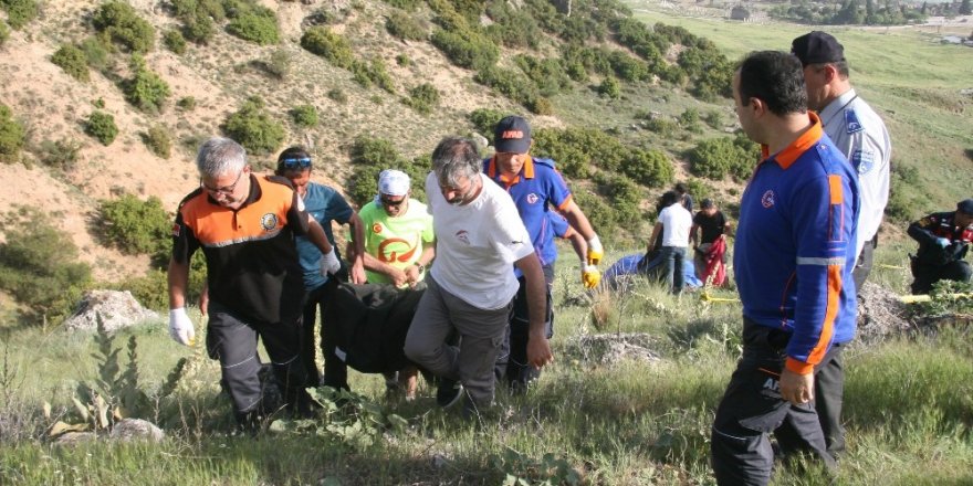 Pamukkale’de yamaç paraşütü kazası: 1 ölü
