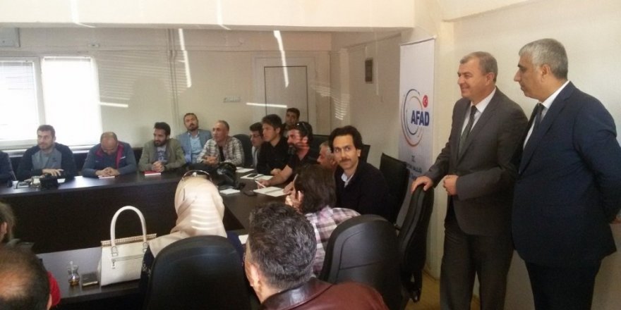 Aydın’daki eğitimcilere AFAD’tan eğitim