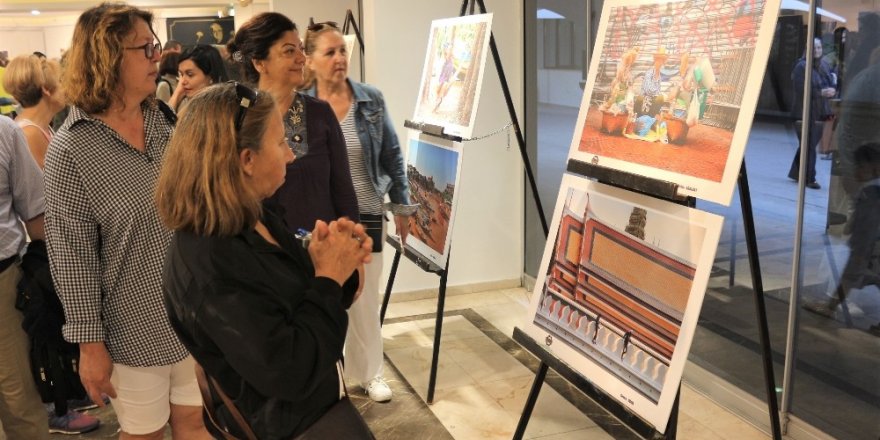 Uzakdoğu’yu fotoğraflayıp Marmaris’te sergilediler
