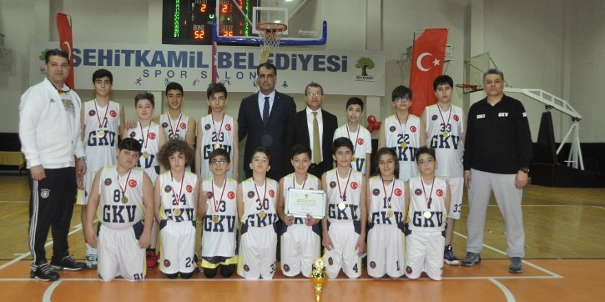 GKV’liler şampiyonluk kupalarını topladı