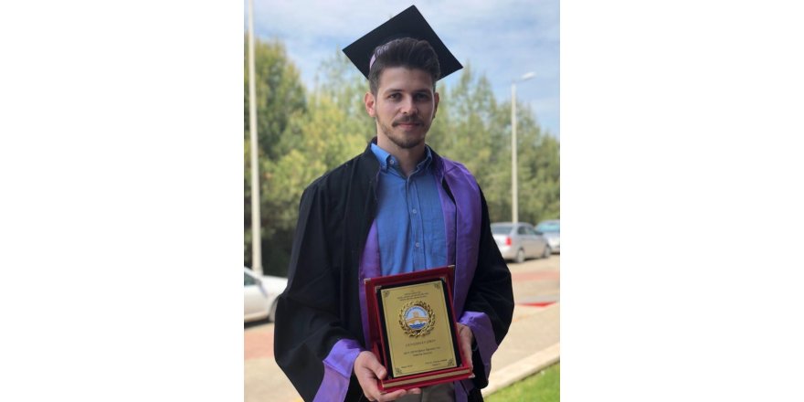 Trakya Üniversitesi Eğitim Fakültesi mezunundan KPSS birinciliği