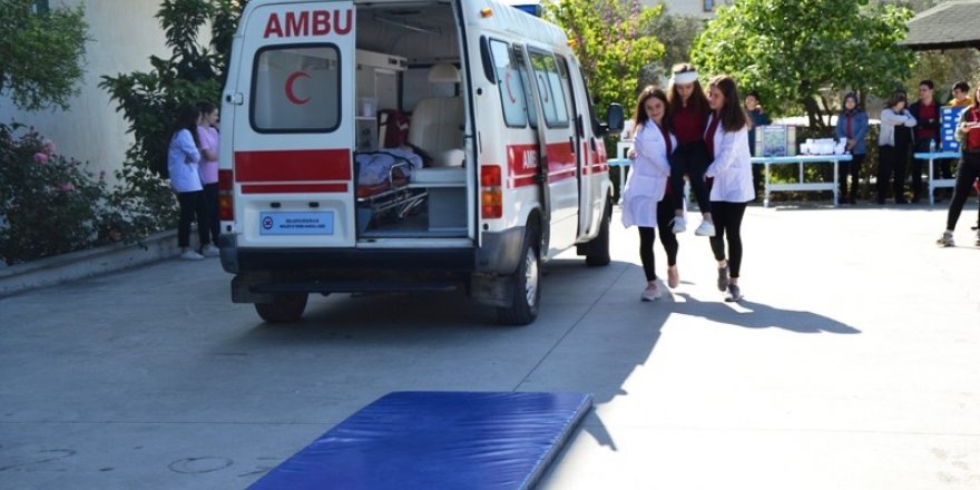 Biga’da öğrenciler, eğitimlerini ambulansta yapacak