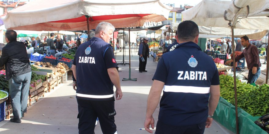 Beyşehir’de zabıtadan pazar yerinde düzenleme çalışmaları