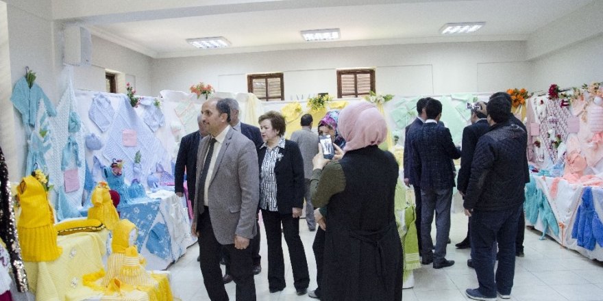 Malatya’da trikotaj ve mefruşat sergisi