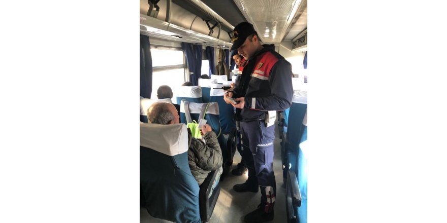 Aydın jandarması tren denetimlerini sürdürüyor