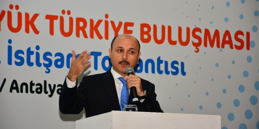 Türk Eğitim-Sen Genel Başkanı Geylan, "Tüm kamu çalışanlarını 1 Mayıs’ta Samsun’a bekliyoruz"