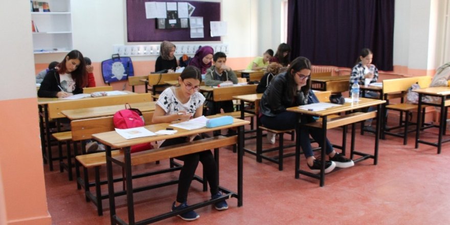Isparta’da ilk ve ortaokul öğrencilerine okuma sınavı