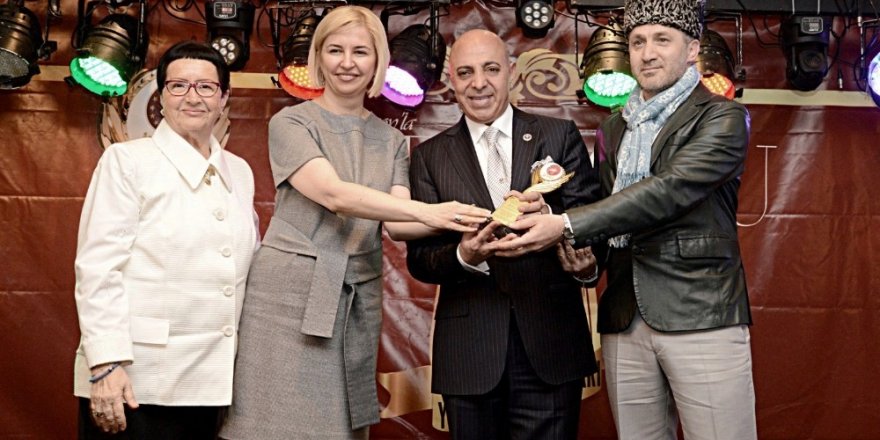 Avrupa’da yılın işadamı ödülü Yavuz Yüksel’e verildi