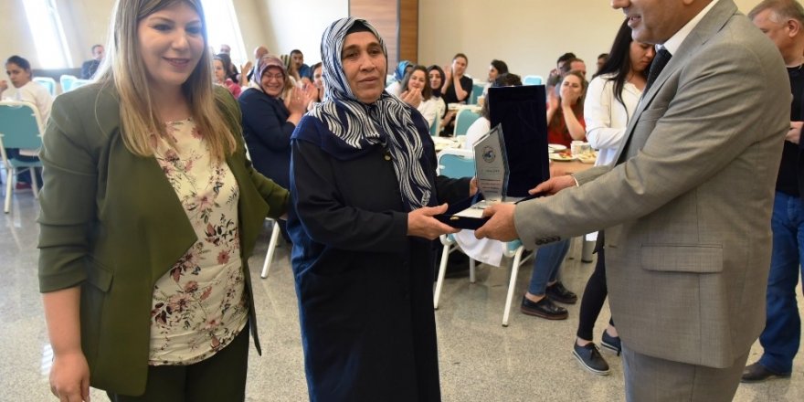 5 -12 Mayıs Ebe ve Hemşireler Haftası