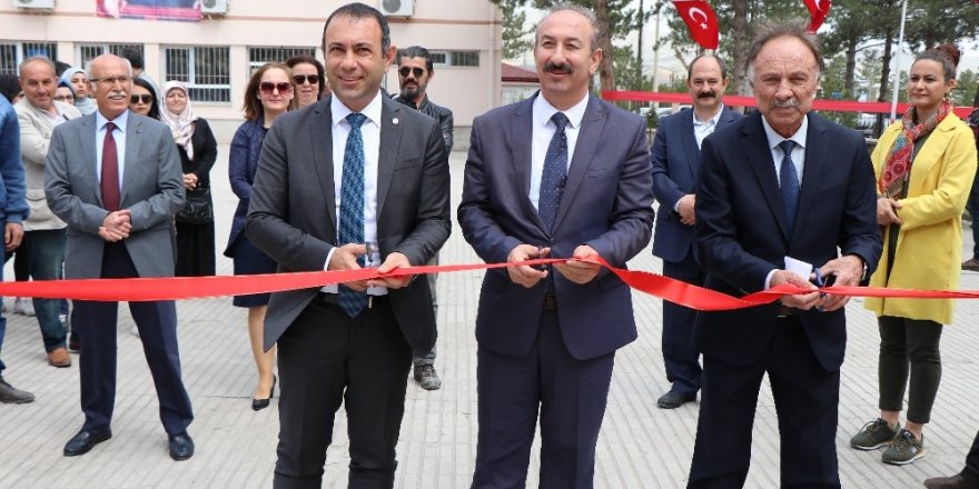 Kızılırmak Mesleki ve Teknik Anadolu Lisesi yıl sonu sergisi açtı