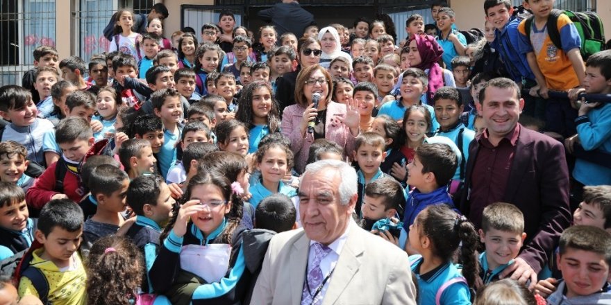 Şahin, Güneş Mahallesinde sorunları dinledi