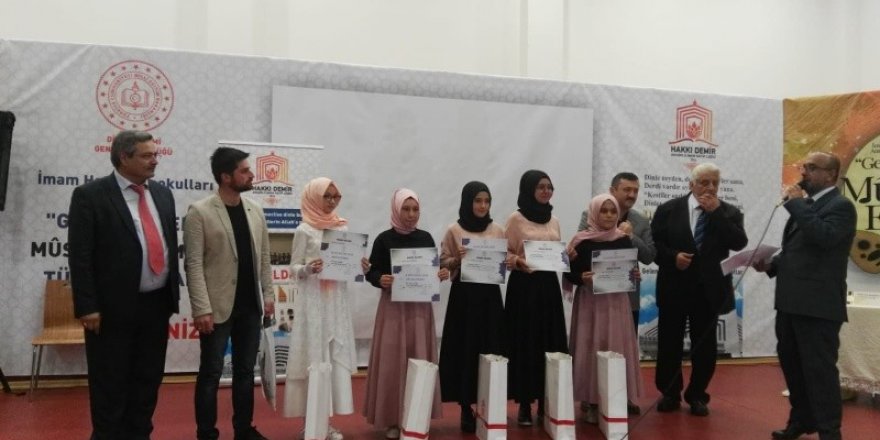 Mehmet Akif Ersoy İmam Hatip Ortaokulu, Türkiye üçüncüsü oldu