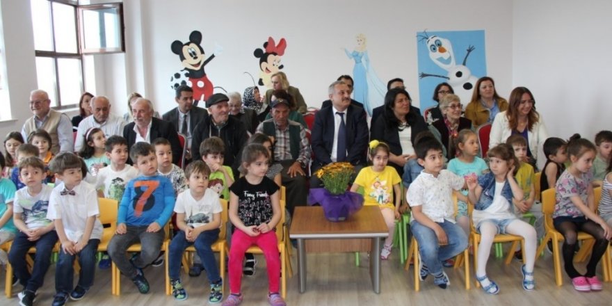 Edirne Sultan 1. Murat Devlet Hastanesinde kuşakların buluşması etkinliği