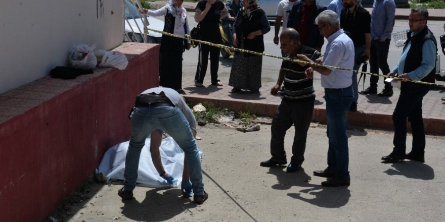 Ölüm ekmek almaya giderken yakaladı