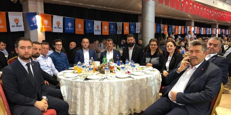 AK Partili meclis üyeleri MHP’den istifâ etti