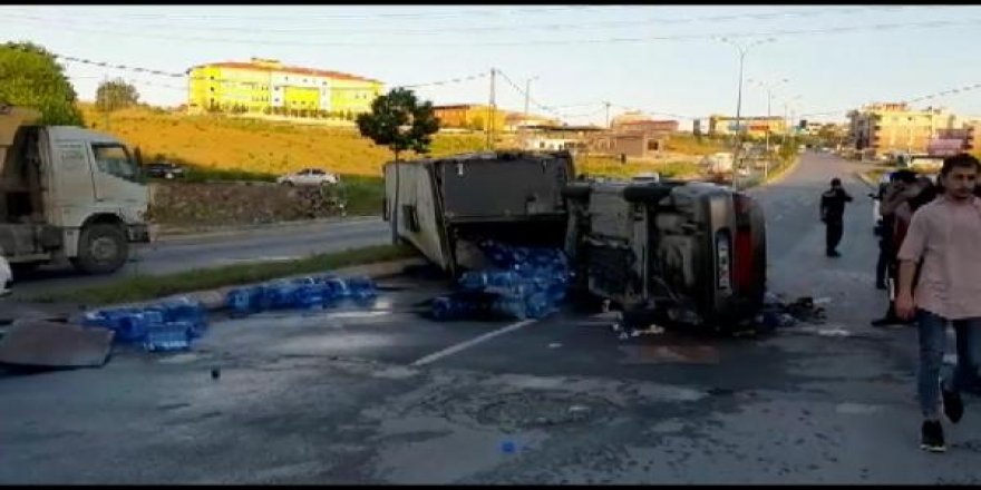 Çatalca'da freni patlayan kamyon otomobili altına aldı: 4 yaralı