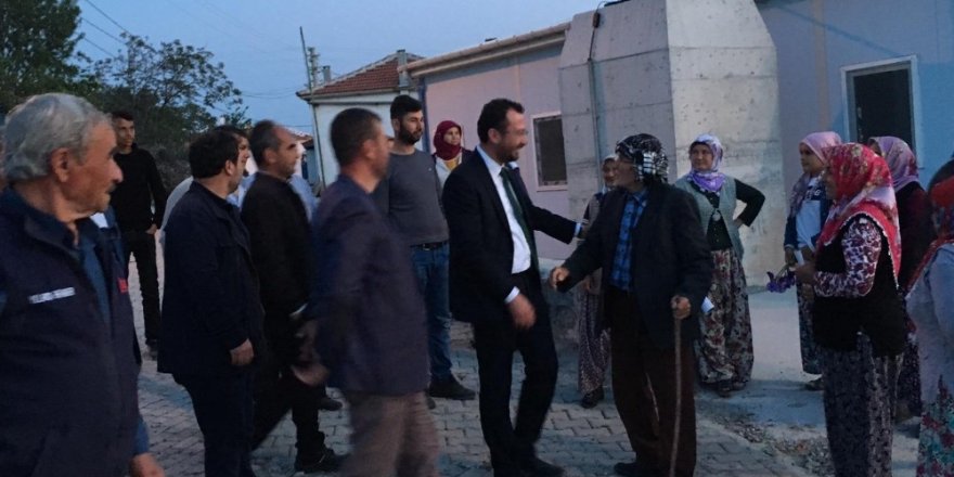 Meclis üyesi Aloğlu mahalle mahalle geziyor