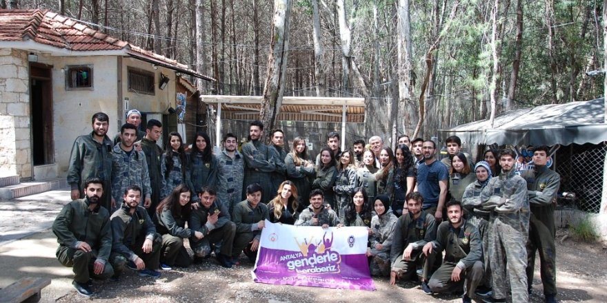 Emniyet, üniversite öğrencileriyle bir araya geldi