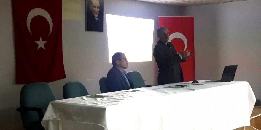 Kulu'da çiftçiler süne ile ilgili mücadele konusunda bilgilendirildi