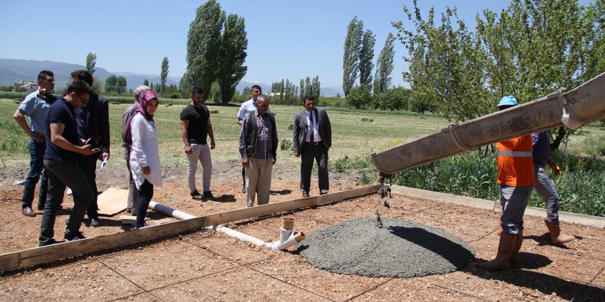Yalıhüyük'de mantar yetiştirme serası inşaatına başlandı