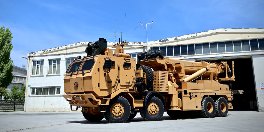 Zırhlı askeri araçların "cankurtaran"ı kışla yolunda