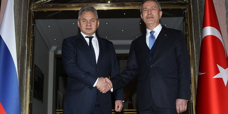 Milli Savunma Bakanı Akar, Rus mevkidaşı Şoygu ile telefonda görüştü